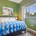 Violetsuitespdx Boutique Hotel
