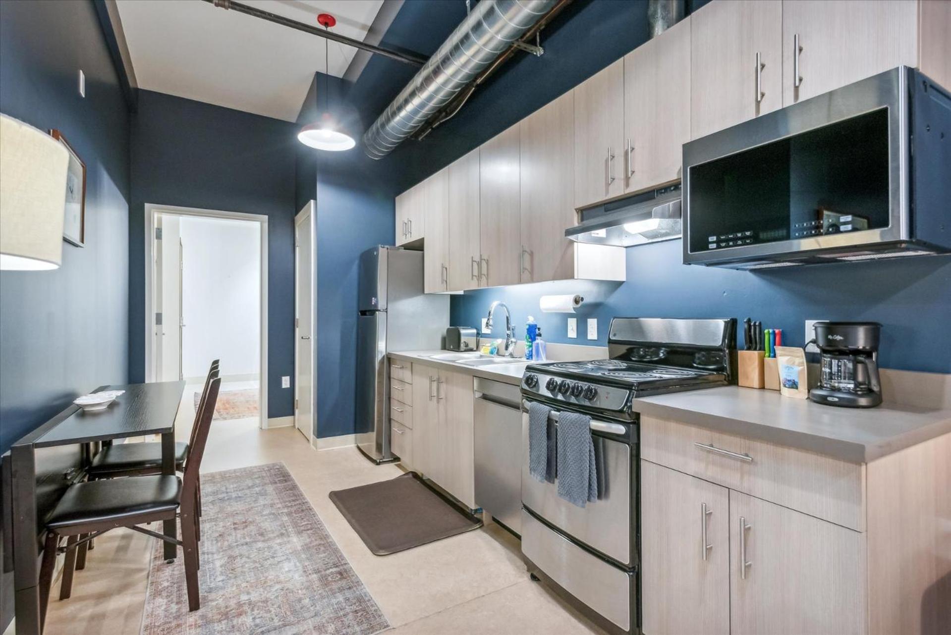 Violetsuitespdx Boutique Hotel Portland