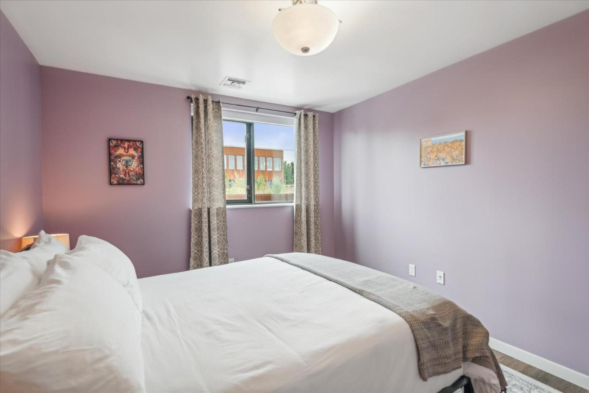 Violetsuitespdx Boutique Hotel *